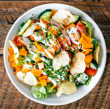 BUFFALO CHICKEN SALAD