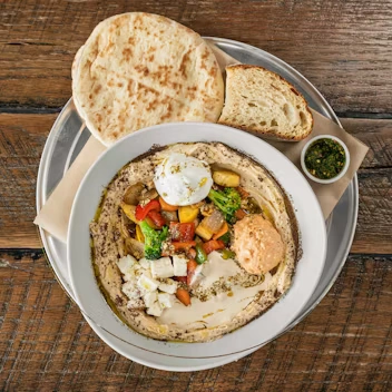 CHARRED VEGGIE HUMMUS BOWL