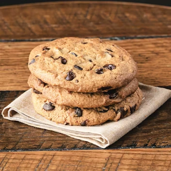CHOCOLATE CHIP COOKIE