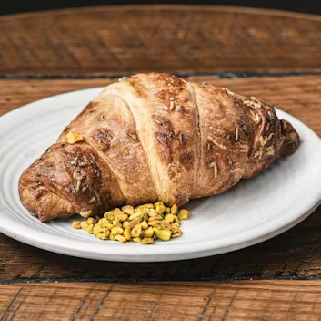 PISTACHIO CROISSANT
